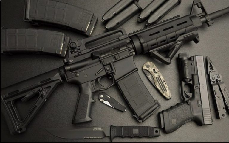 Compact 9mm Self Defense: Practical Choices for Everyday Carry Compact 9mm Self Defense: Practical Choices for Everyday Carry