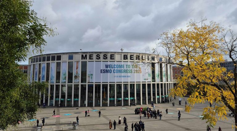 Co development of pharma biomarkers with AI insights