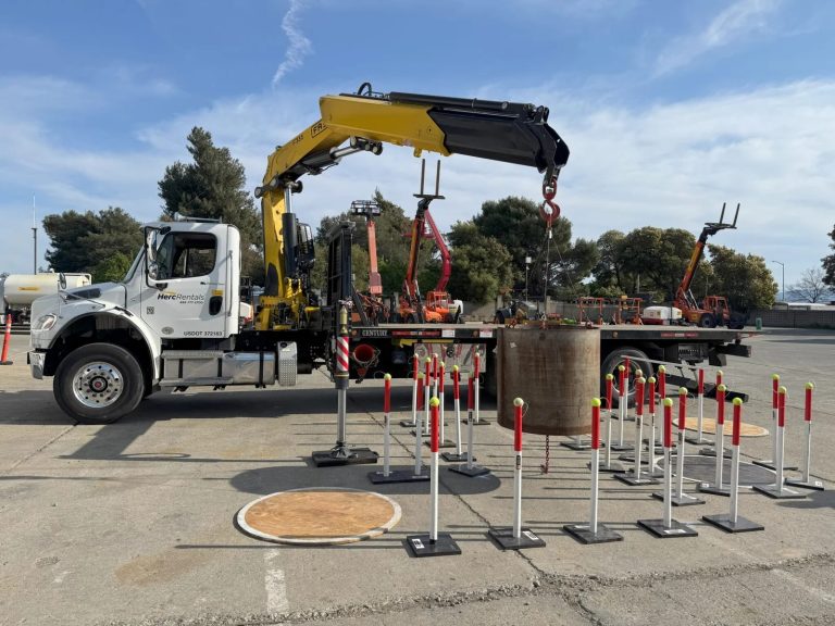 Mastering Hand Signals for Safe Crane Ops in California