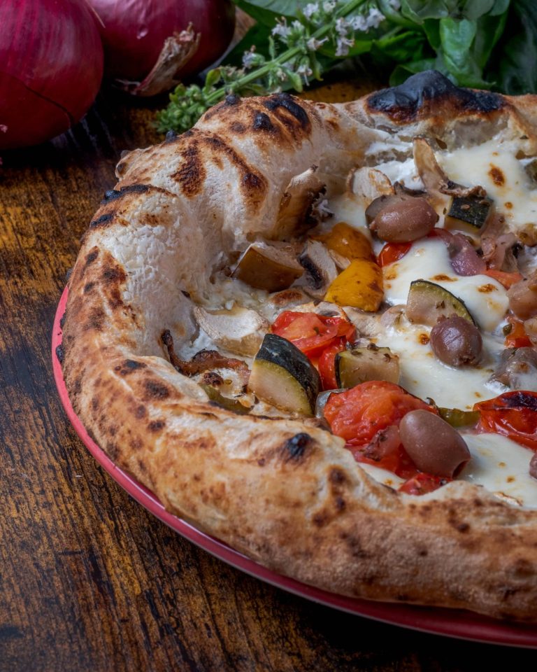 Savoury, Savvy Snacks: Your Ideal Pizza Catering for Sydney Events