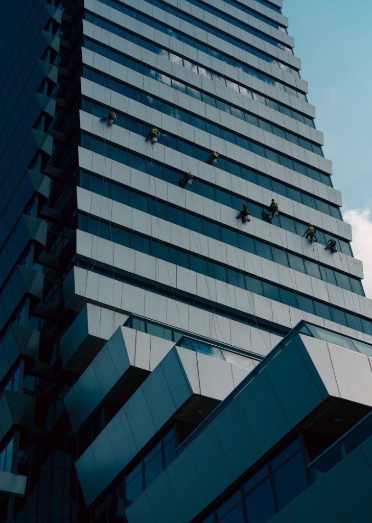 Professional Office Building Cleaning: Strategies for a Tidy, Safe Workplace