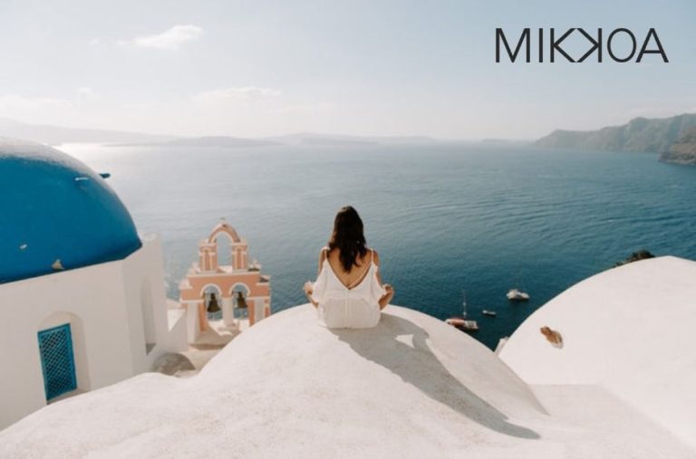 Travel-Friendly Yoga: Lightweight, Foldable Mats for On-the-Go