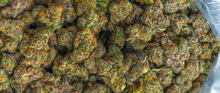 Shop Cannabis Products Online: Safe, Reliable, Convenient