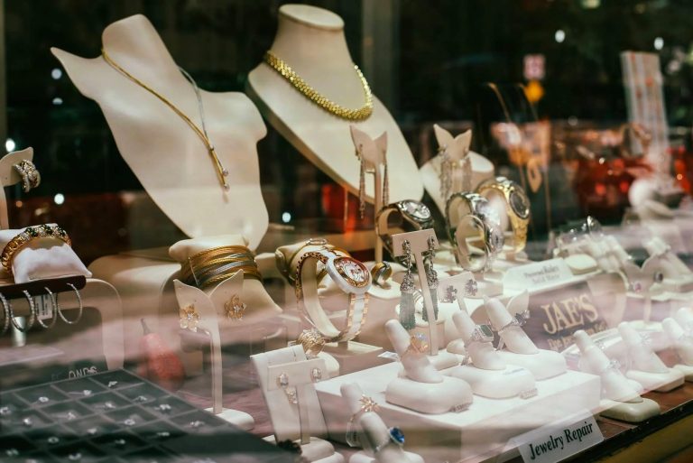 Explore Premier Jewellery Shops in South Florida