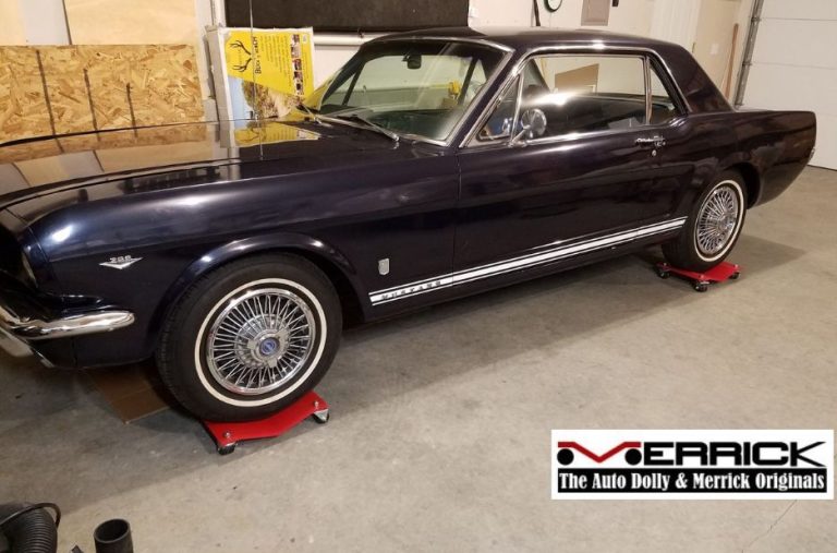 Move Vehicles with a Stable Four-Wite Dolly Set