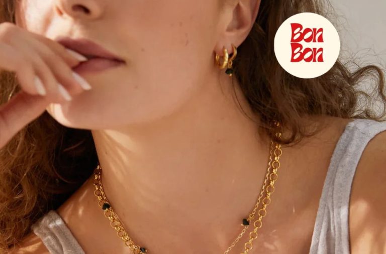 Leopard Lace Maeva: Effortless British-Chic Skirt