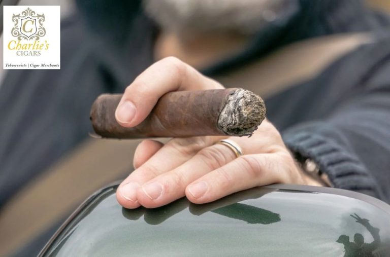 Unforgettable Cigar Gatherings: A Guide to Social Smoke and Tastings