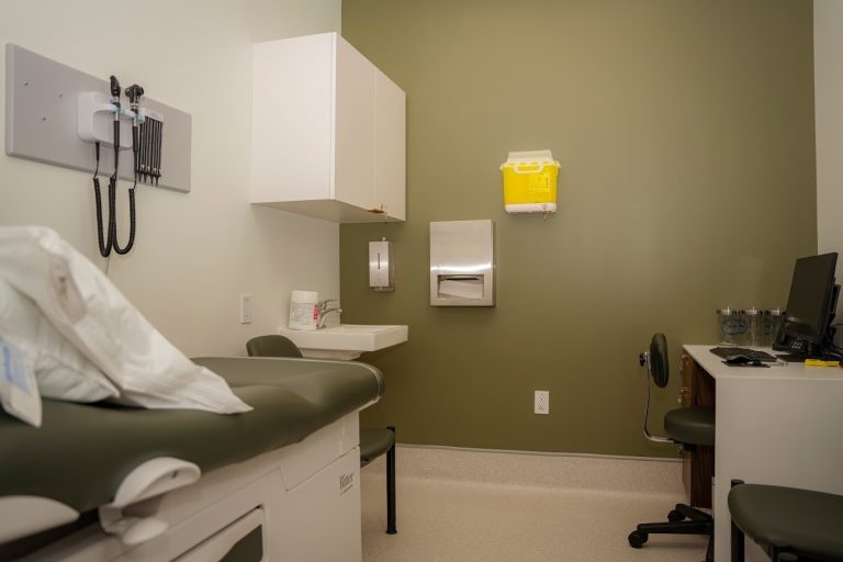 Knowledgeable care at a trusted local clinic Knowledgeable care at a trusted local clinic