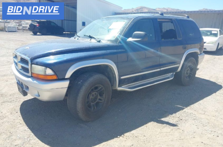 Insider Tips for Buying at a Damaged Vehicle Auction