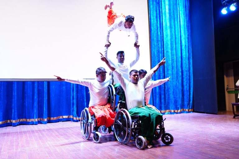 Elite Wheelchair Dance Troupe: Grace in Motion Elite Wheelchair Dance Troupe: Grace in Motion
