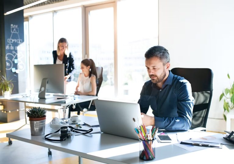 Trusted migration support for Auckland residents