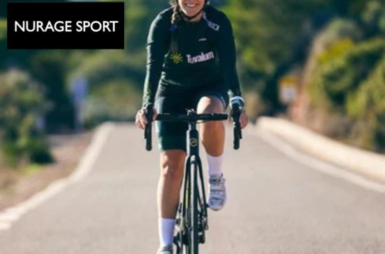 Warmth on the Move: A Lightweight Cycling Layer for Colder Rides