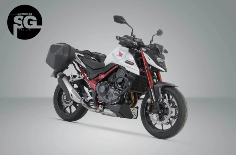 Smart ways to gear up riding with lightweight luggage