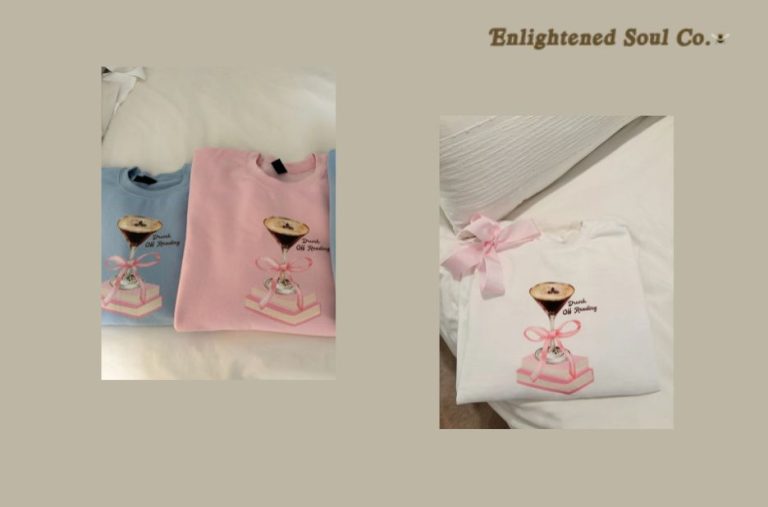 Cozy Reading Cape: A Stylish, Soft Hooded Blanket for Book Lovers